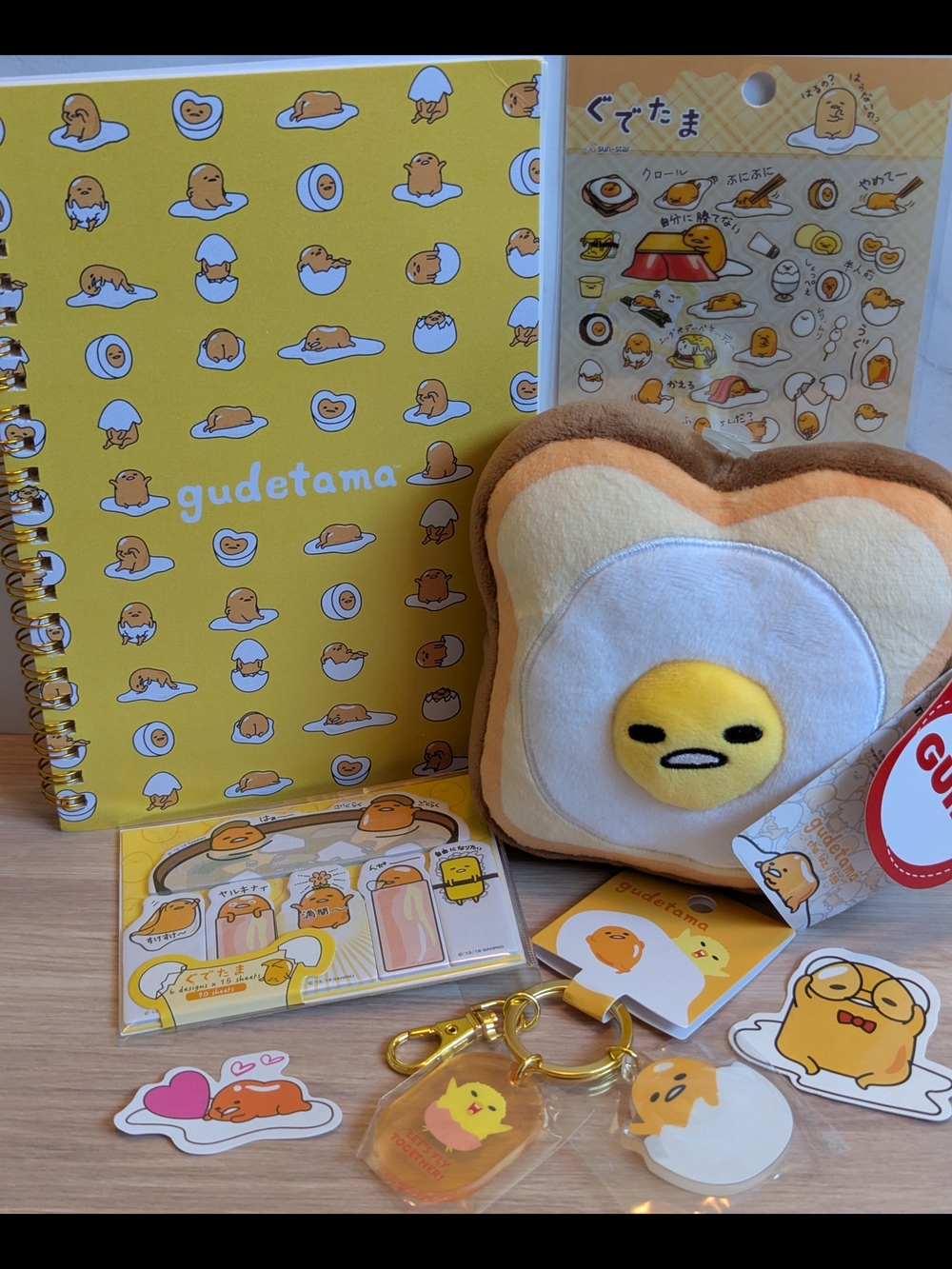 Gudetama Plush & Stationery Set
